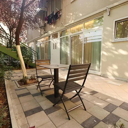 Jon's Garden * Tiran